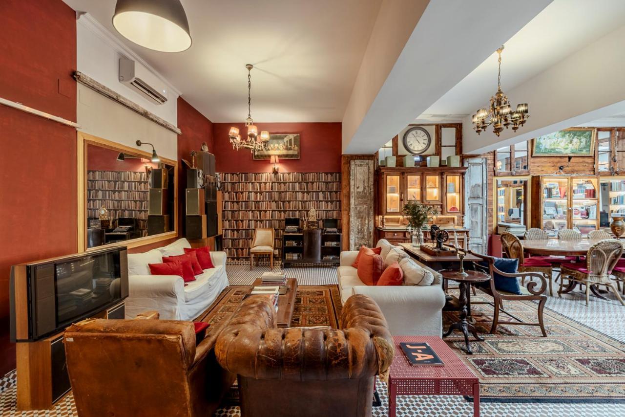 Labor Alliance Residence By Lovelystay Lisbon Bagian luar foto