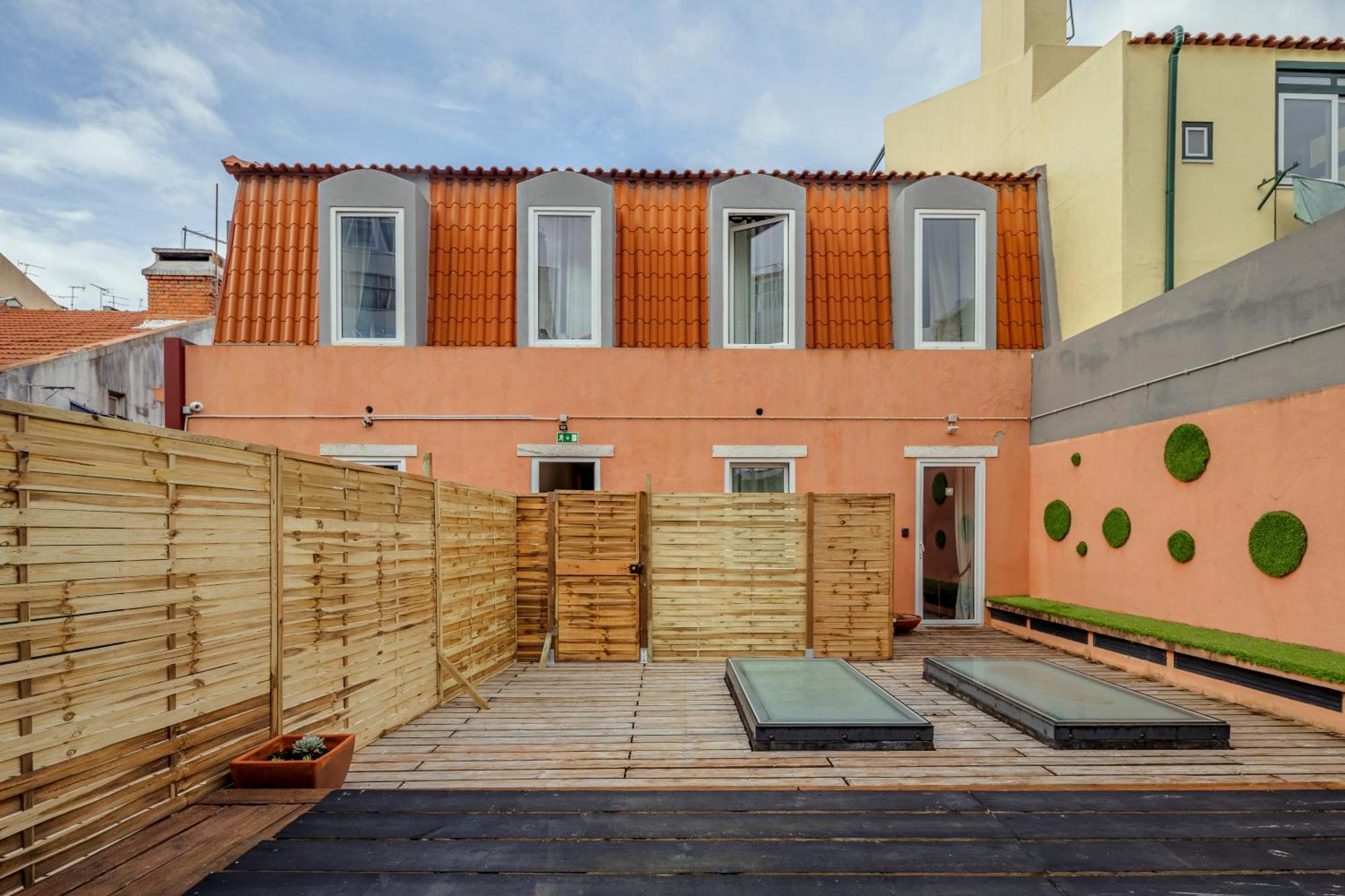 Labor Alliance Residence By Lovelystay Lisbon Bagian luar foto